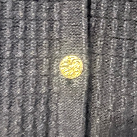 MAKE AN OFFER - J.JILL Wearever Collection Gold Button Textured Lady Cardigan - Picture 4 of 5